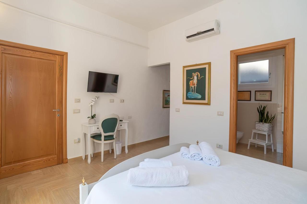 La Casa Del Pittore Όλμπια Εξωτερικό φωτογραφία