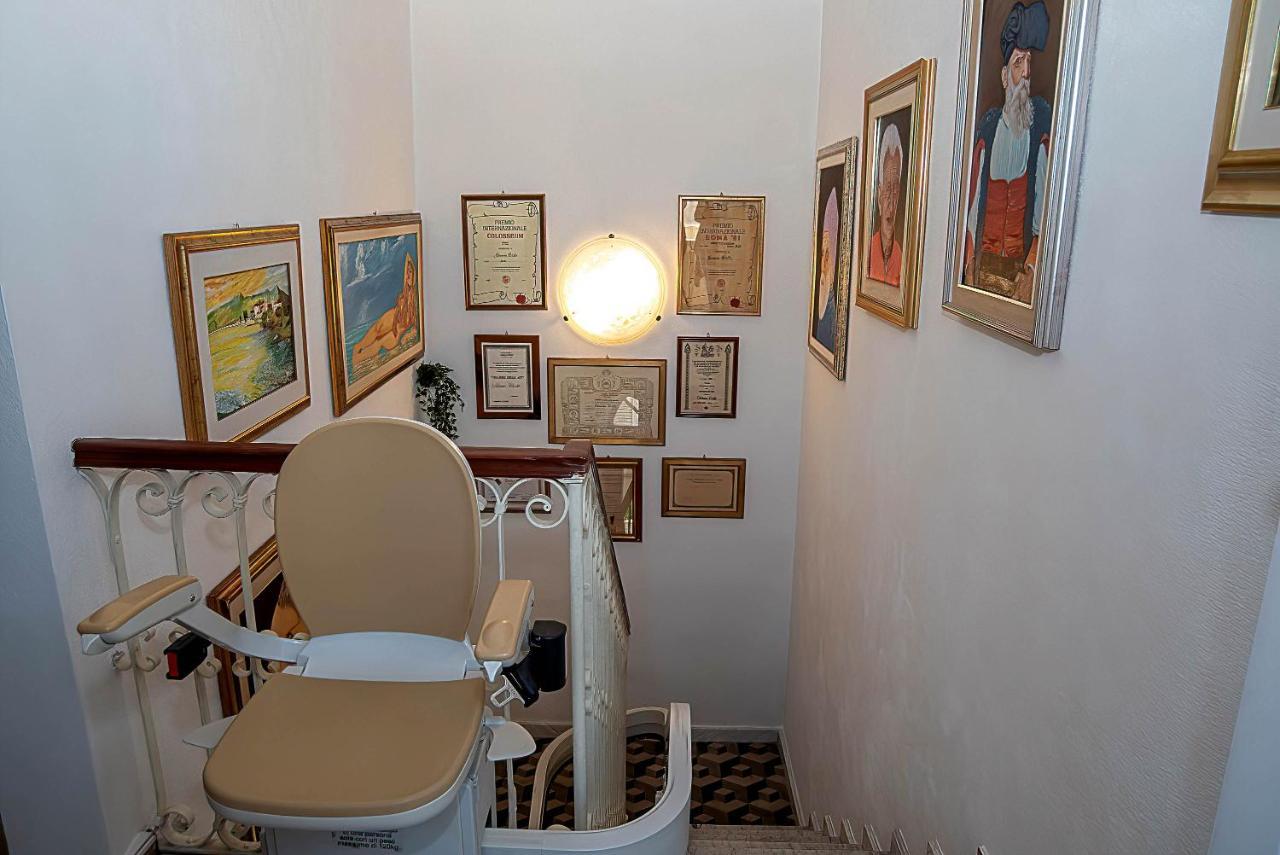 La Casa Del Pittore Όλμπια Εξωτερικό φωτογραφία